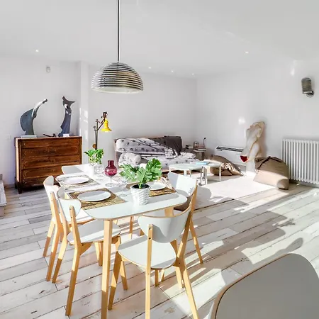 Bright & Artistic By Interhome Дом отдыха *
