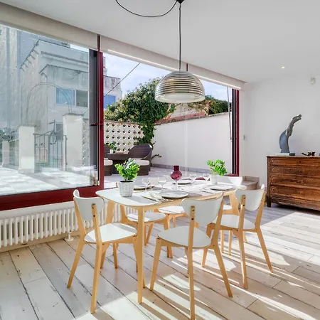 Bright & Artistic By Interhome * Фигерас