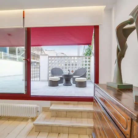 Bright & Artistic By Interhome * Фигерас